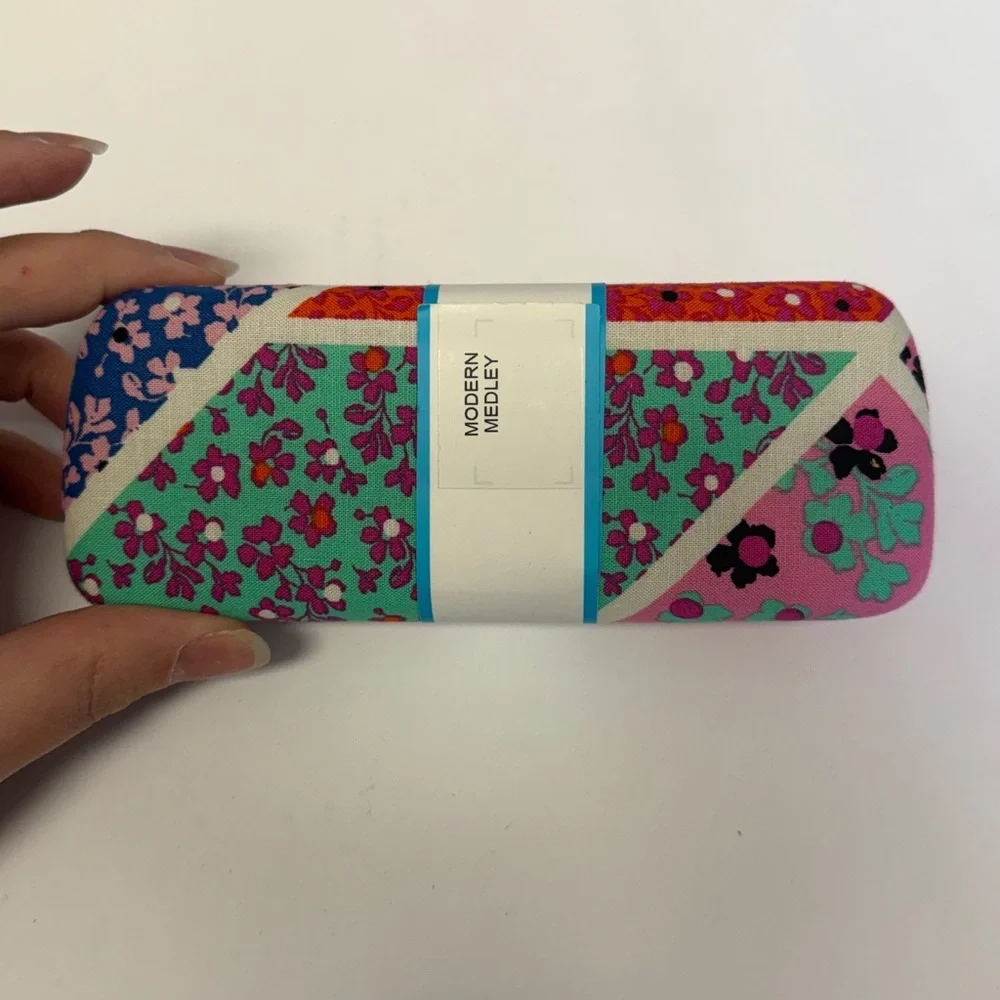 NWT Vera Bradley Modern Medley Kids Optical Case - Pink and Purple Floral
